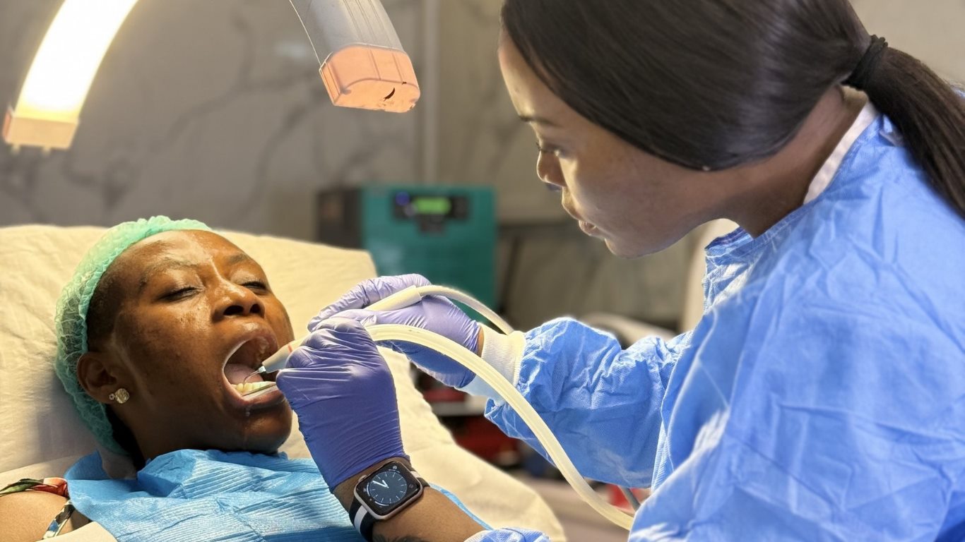 Clinical procedure performed by a Zizi Aesthetics practitioner